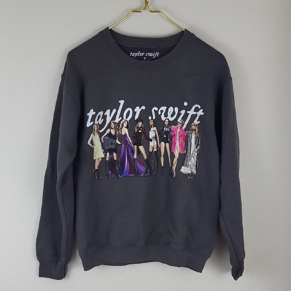 Taylor Swift Original Eras Figures Sweatshirt Small *flawed*